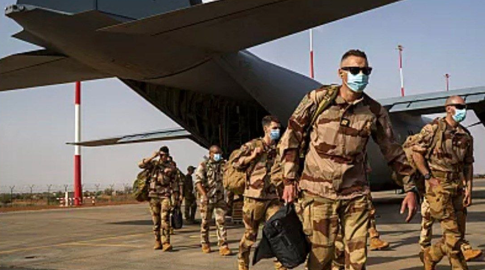 Французский колониализм до сих пор жив