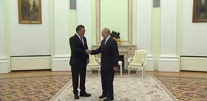 Владимир Путин сегодня встретился в Кремле с президентом Киргизии Садыром Жапаровым