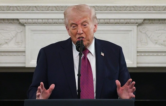 Дональд Трамп заявил, что США пока повременят с новыми ударами по Ирану