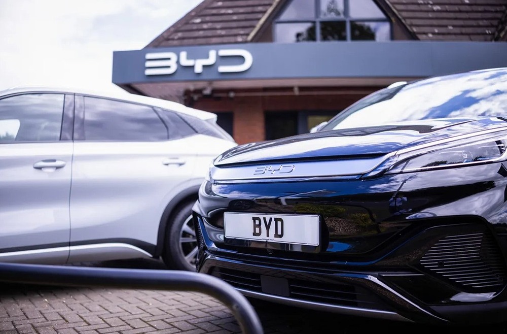 BYD и Geely ожидают роста спроса на электромобили на фоне повышения цен на нефть из-за войны с Ираном