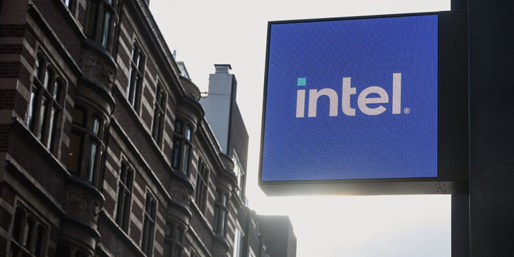 Акции Intel взлетели на фоне сильной отчетности и прогноза 