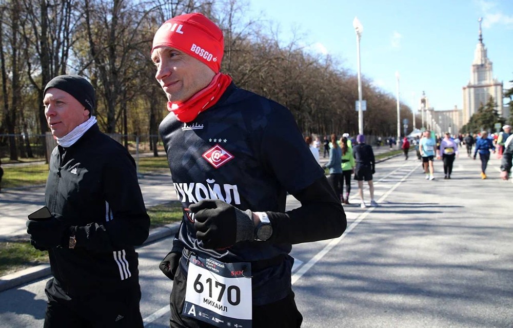 Команда ЛУКОЙЛа приняла участие в Московском полумарафоне