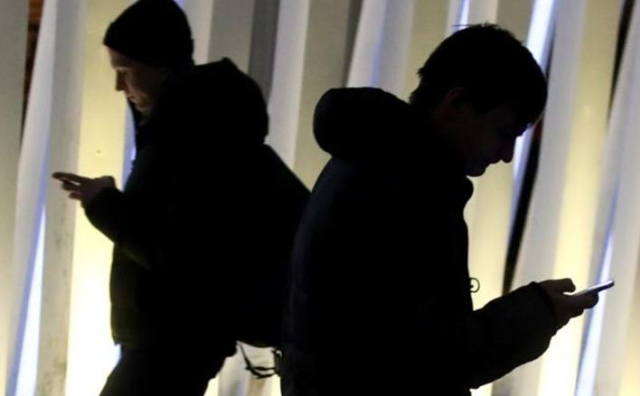 В МВД посоветовали россиянам вообще не ходить на зарубежные сайты, чтобы не заразить телефон