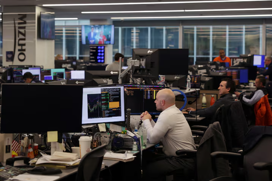 Индексы S&P 500 и Nasdaq демонстрируют рост, в то время как инвесторы ожидают результатов от компании Nvidia.
