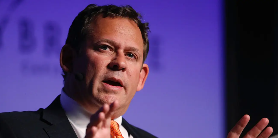 Глава отдела облигаций BlackRock объясняет, почему акции будут продолжать дорожать, несмотря на завышенные оценки