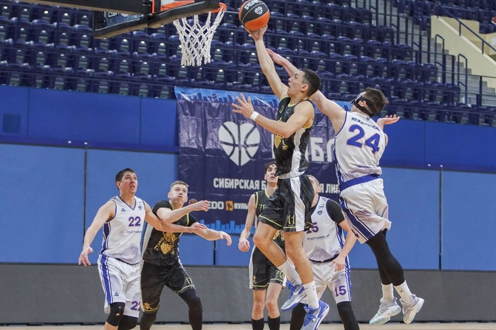 Баскетболисты «Распадской» — бронзовые призёры МЛБЛ Сибири