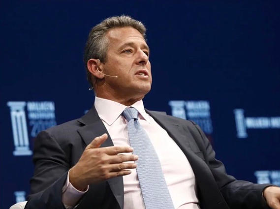 Из-за войны в Иране и волатильности начали умирать хедж-фонды