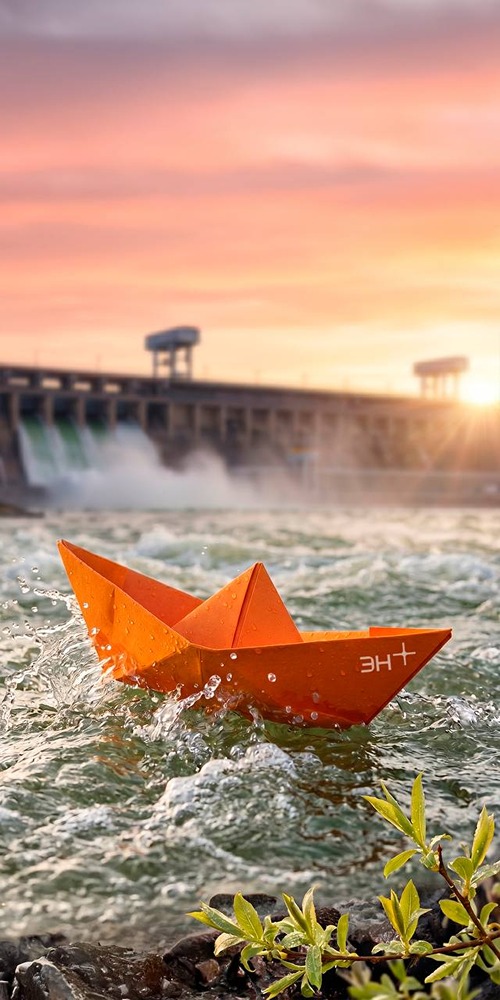 Эн+ Групп: коллекция весенних заставок