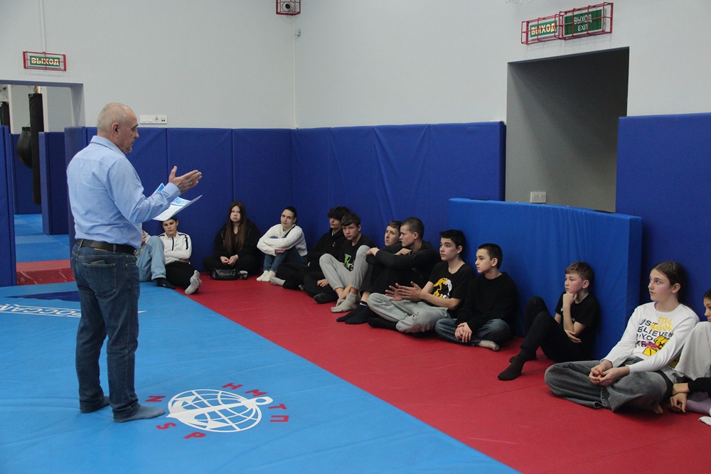 В Новороссийске дети из малообеспеченных семей могут бесплатно заниматься самбо