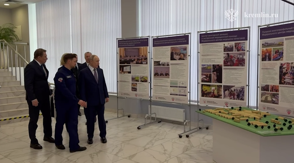 Президент Путин посетил ФЦМК в День работника скорой медицинской помощи