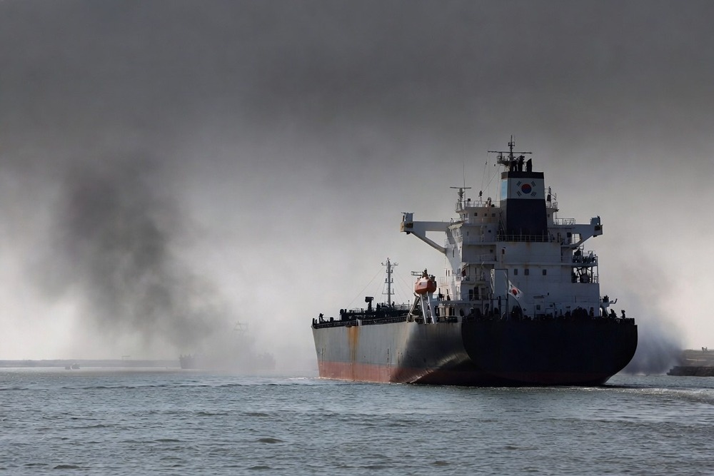 Война в Иране снизила спрос на супертанкеры