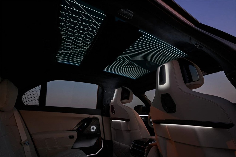 BMW обновила седан 7-й серии: получилась конфетка