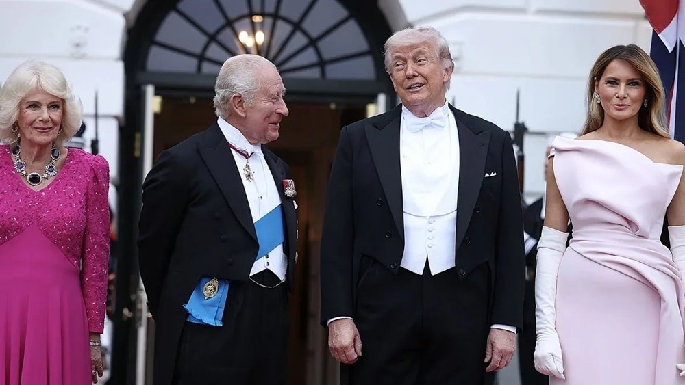 Меню для короля Карл III : от салата с пальмой до шоколадного улья в Белом доме