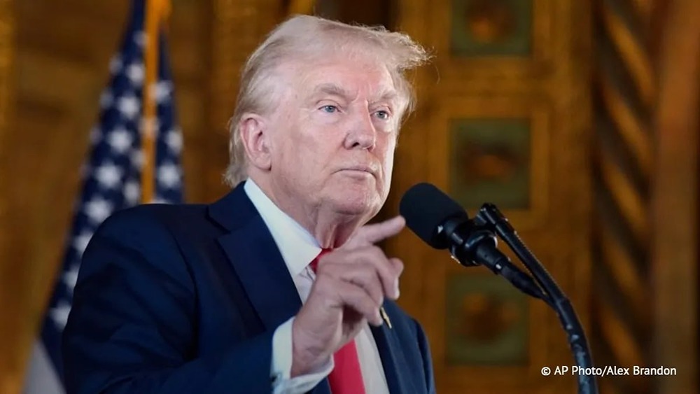 Трамп утверждает, что Иран заявил США о пребывании в «состоянии коллапса»