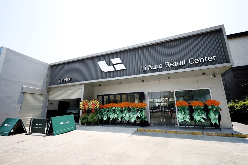 Li Auto закрепится на Ближнем Востоке: новые дилеры в ОАЭ и Саудовской Аравии