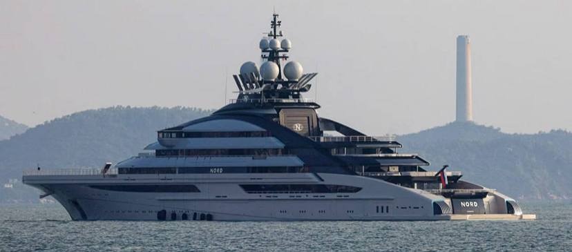 Дорогостоящее судно стоимостью 500 миллионов долларов прошло через Ормузский пролив