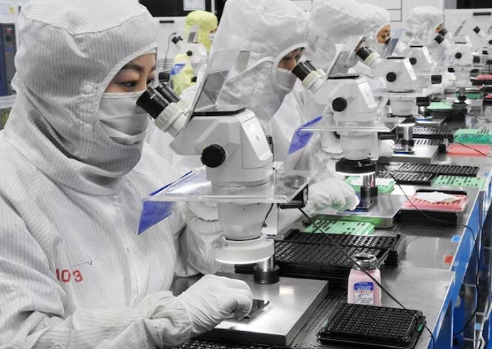 Темпы роста производственной активности в Китае замедлились