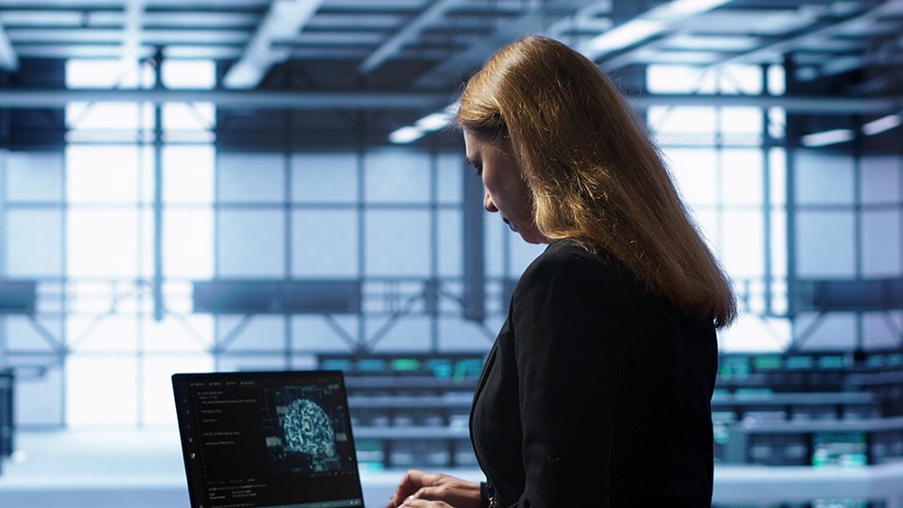 32% работающих россиян уже применяют ИИ в работе