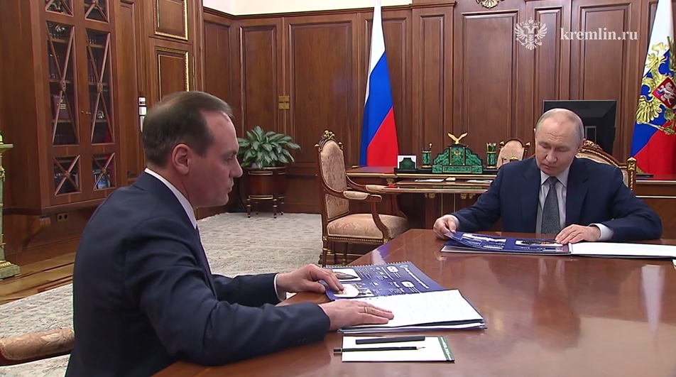 Владимир Путин провёл встречу с Артёмом Здуновым