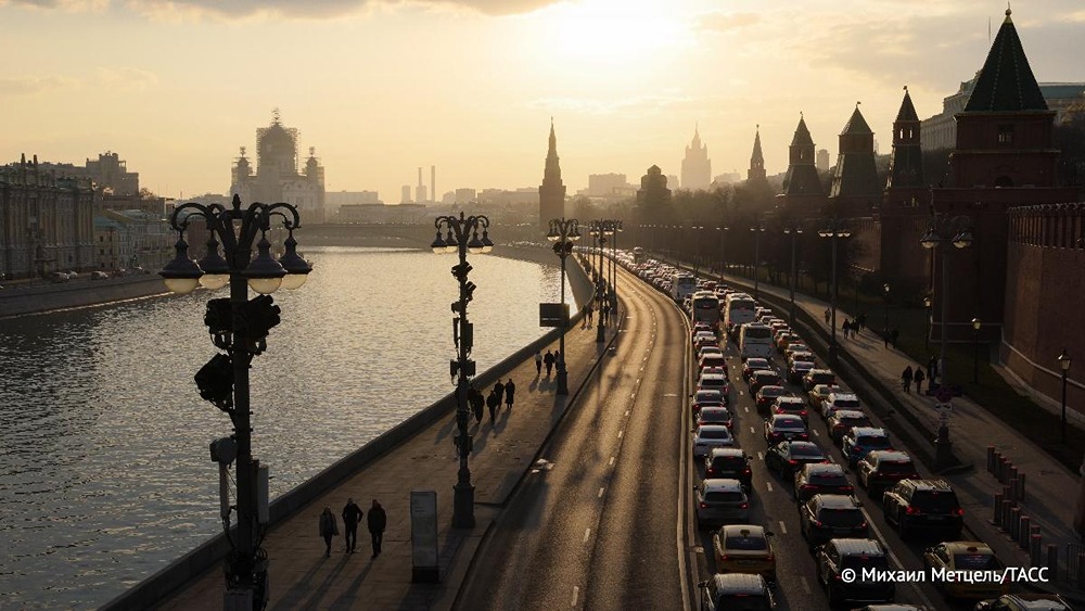 Переменную облачность и до 21 градуса тепла прогнозируют в Москве сегодня