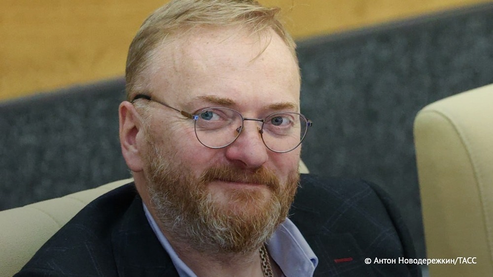 Милонов выступил против запрета иностранной музыки на выпускных