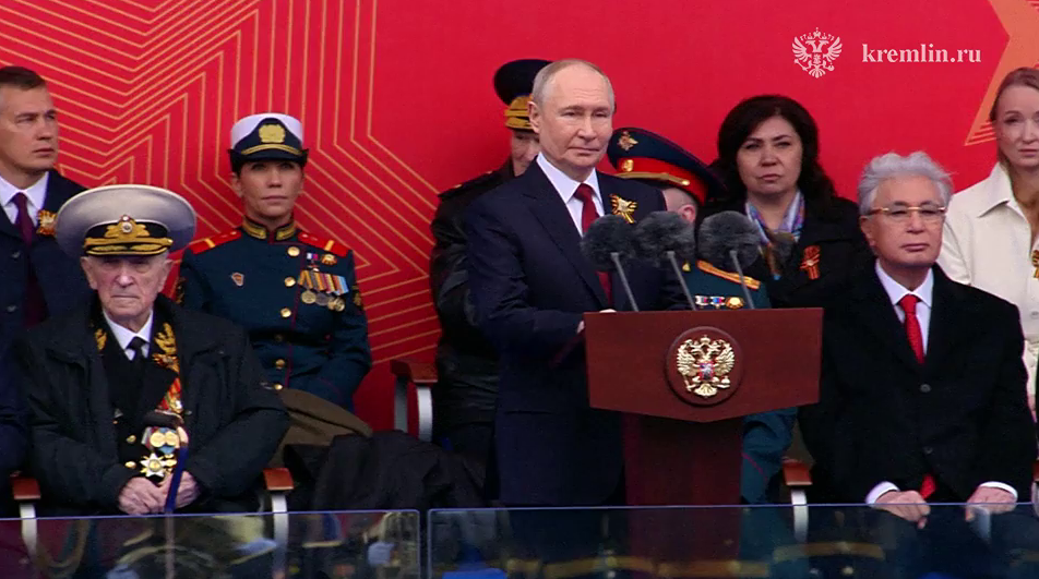 «День Победы — наш главный праздник»: слова Путина на Красной площади