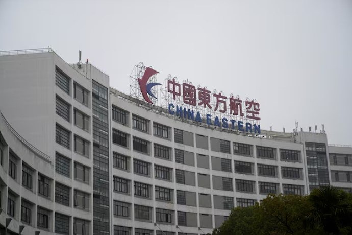 Взлёт закончился падением: экс‑глава China Eastern под обвинением во взятках