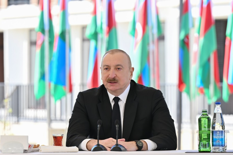 Громкий упрёк: Алиев назвал зарубежных лидеров «ложными героями»