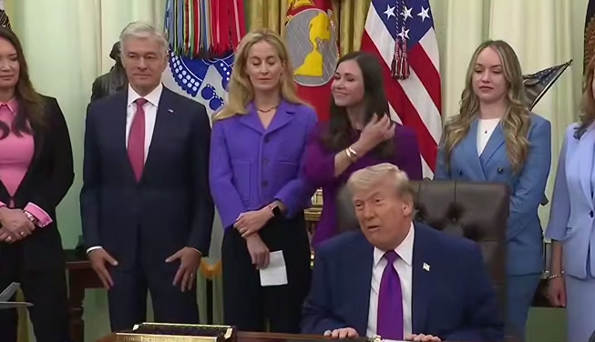 От Ирана до Венесуэлы: самые громкие и неожиданные слова Трампа за день