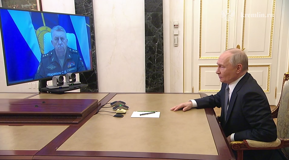 Доклад командующего Сергея Каракаева Президенту Владимиру Путину