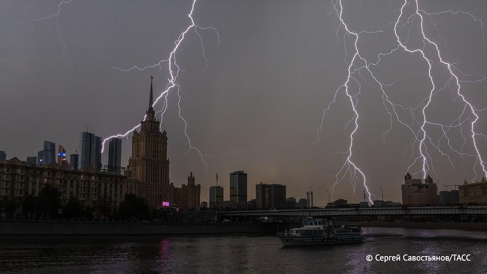 Желтый уровень погодной опасности объявили в Московском регионе