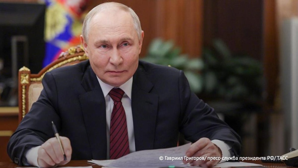Россия продолжит модернизировать и развивать свои стратегические ядерные силы, заявил Путин. РФ продолжит создание ракетных комплексов, способных преодолевать все современные и будущие системы противоракетной обороны, добавил президент