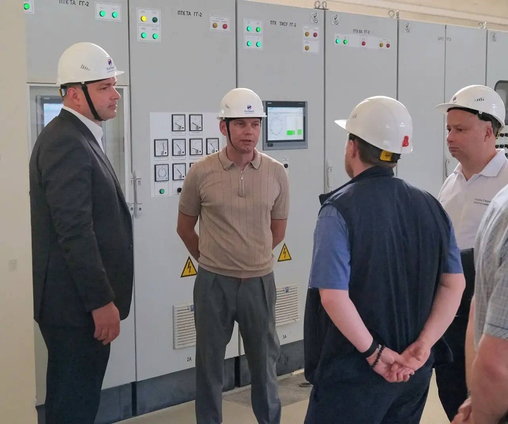 Руководители РусГидро посетили Нижегородскую ГЭС: модернизация и половодье