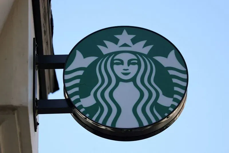 Starbucks испытывает трудности в работе из-за инцидента с вирусом-вымогателем, который атаковал поставщика программного обеспечения