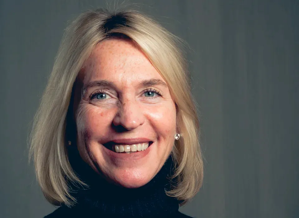 Компания Nike сообщает о назначении Трежера Хайнла на пост руководителя отдела кадров. Это связано с выходом Моник Мэтисон на пенсию