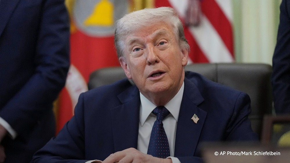 Трамп отказался подписывать указ об ИИ
