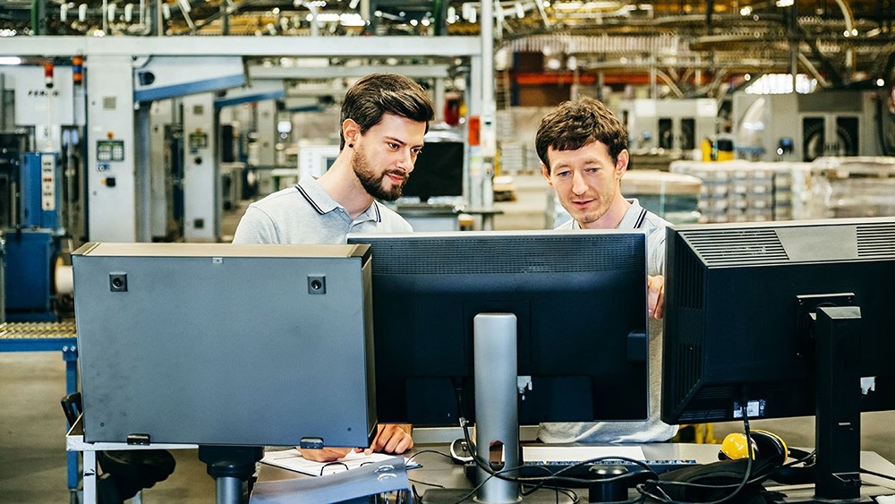 Почему 60% компаний тормозят из-за нехватки кадров под ИИ