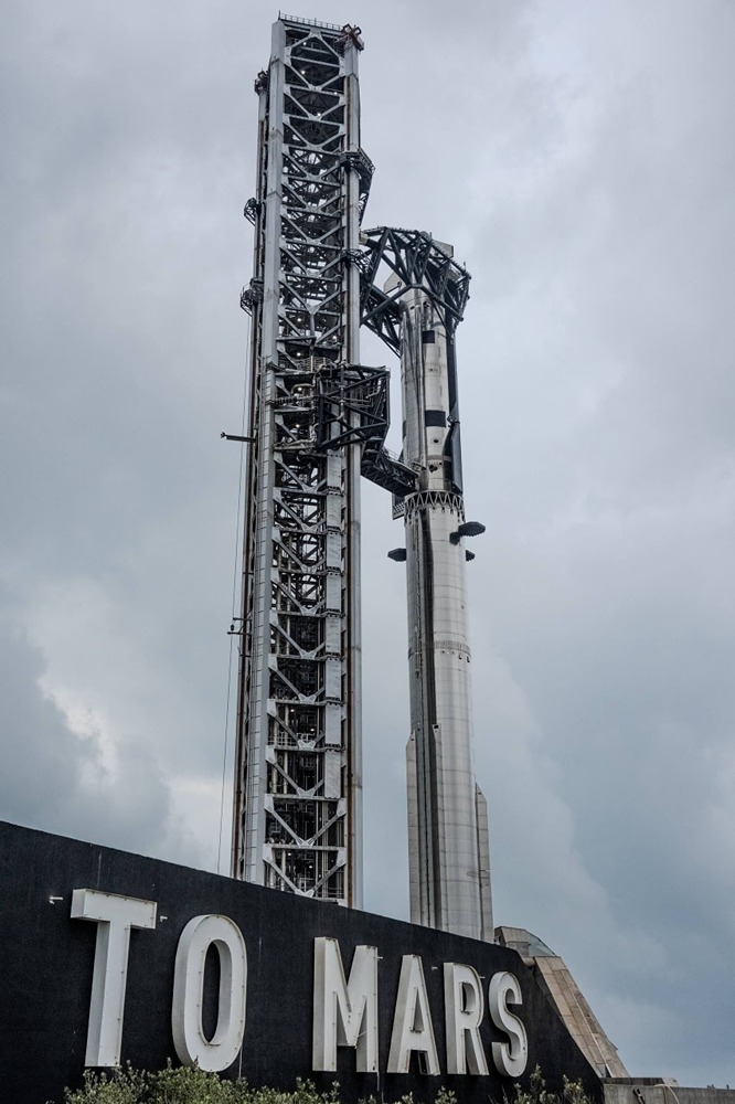 SpaceX намерена запустить крупнейшую ракету в истории