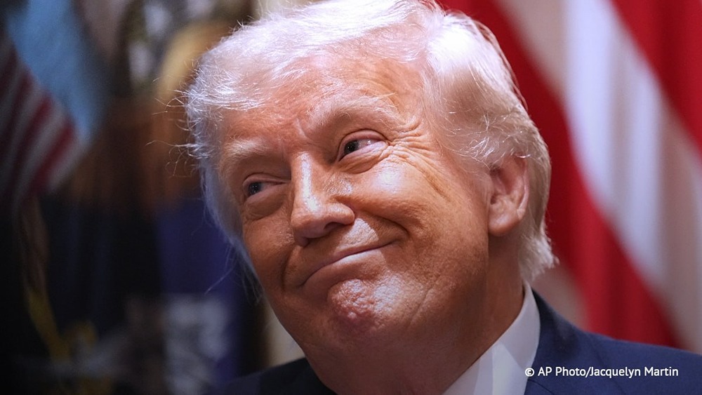 Медосмотр Трампа не выявил у него каких-либо проблем со здоровьем. Об этом говорится в опубликованном Белым домом заключении лечащего врача президента США