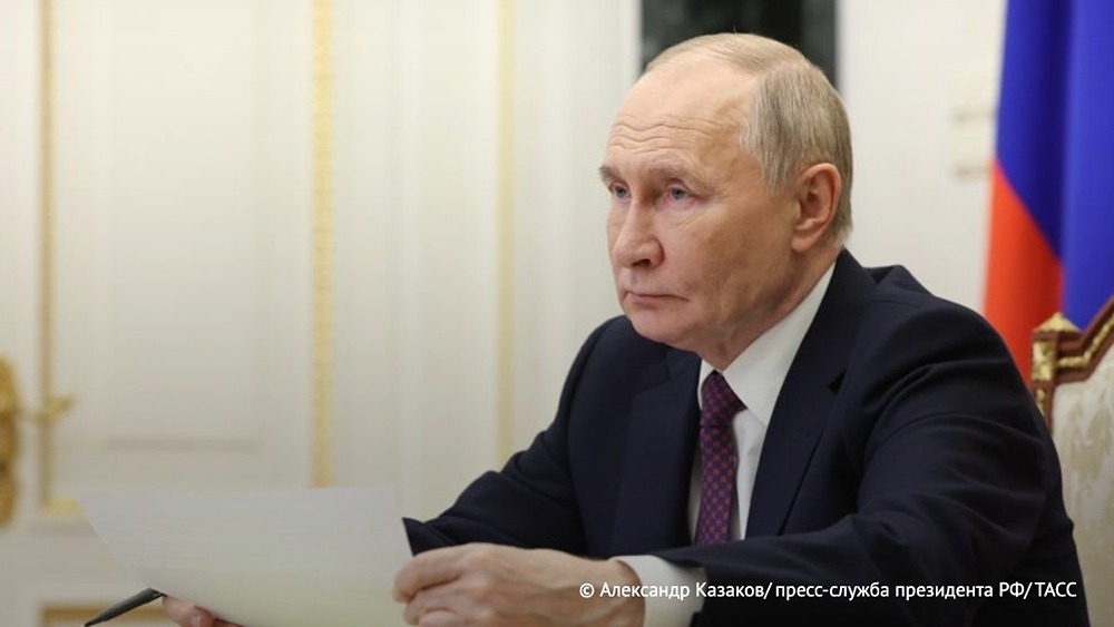 Путин предложил придать статус государственного докладу о языковой политике и готовить его ежегодно