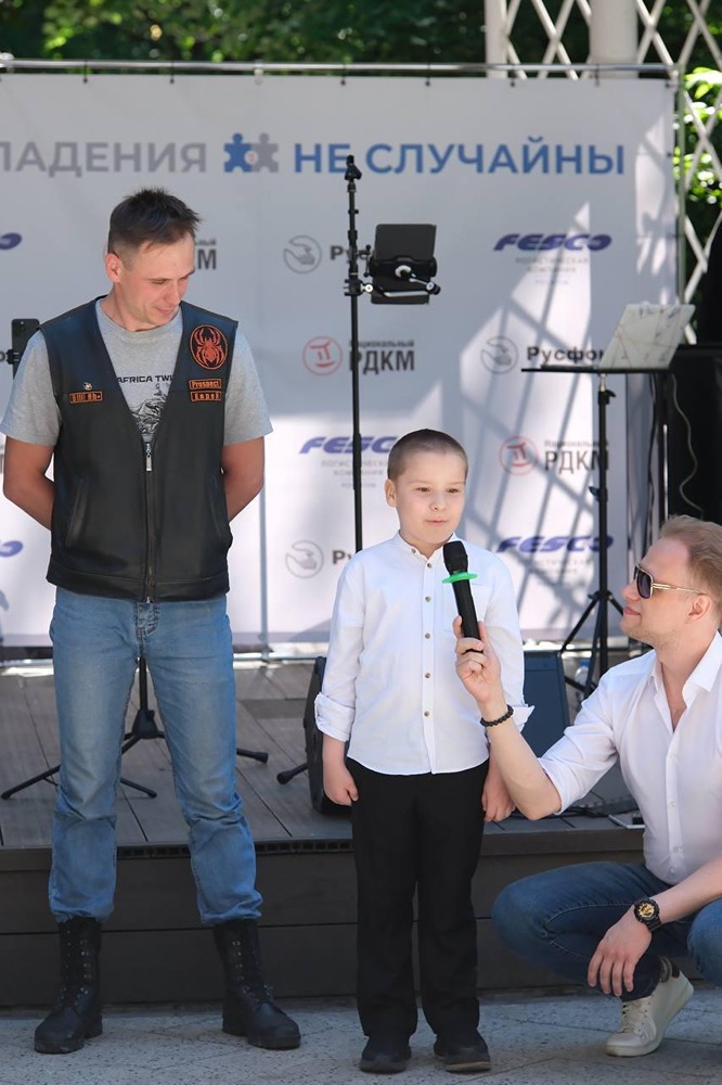 Герои без плащей: как донор из Медвежьегорска спас 8‑летнего Егорку