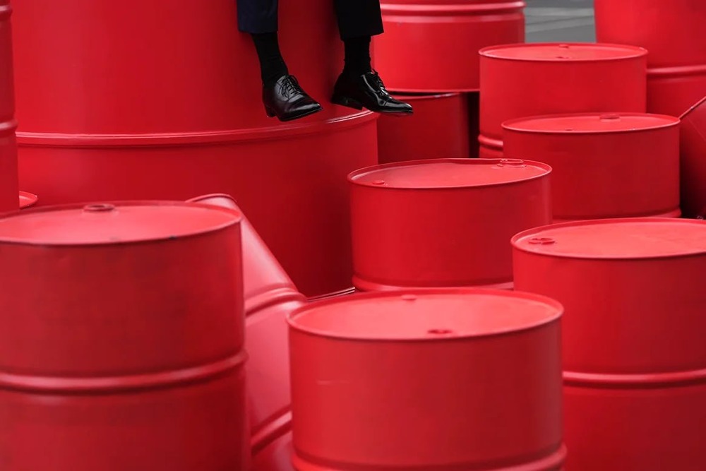ЕС может заморозить потолок цен на нефть РФ