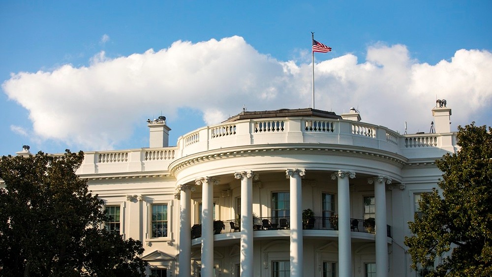 Почему Дональд Трамп пересматривает решение о запуске компенсационного фонда объёмом $1,8 млрд