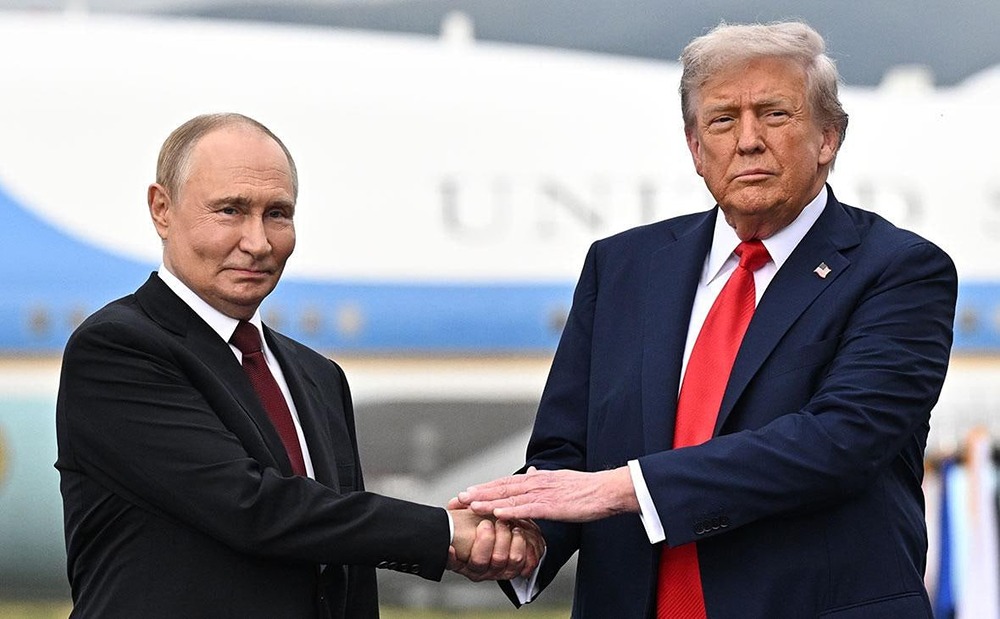 Путин поздравил Трампа с 80‑летием: часовой разговор президентов затронул ключевые вопросы