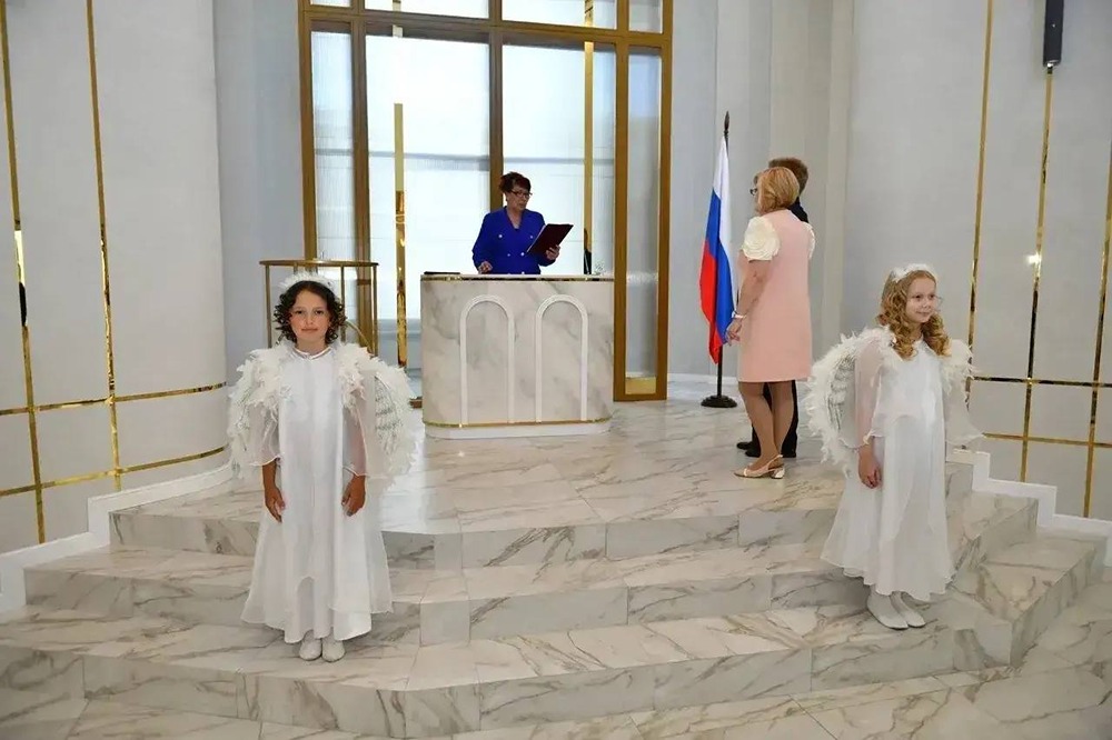 ЛУКОЙЛ поддержал реконструкцию ключевых объектов Лангепаса