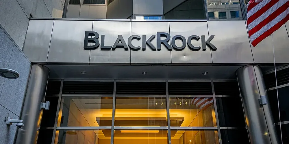 BlackRock и State Street будут бороться за пенсионные активы Нью‑Йорка