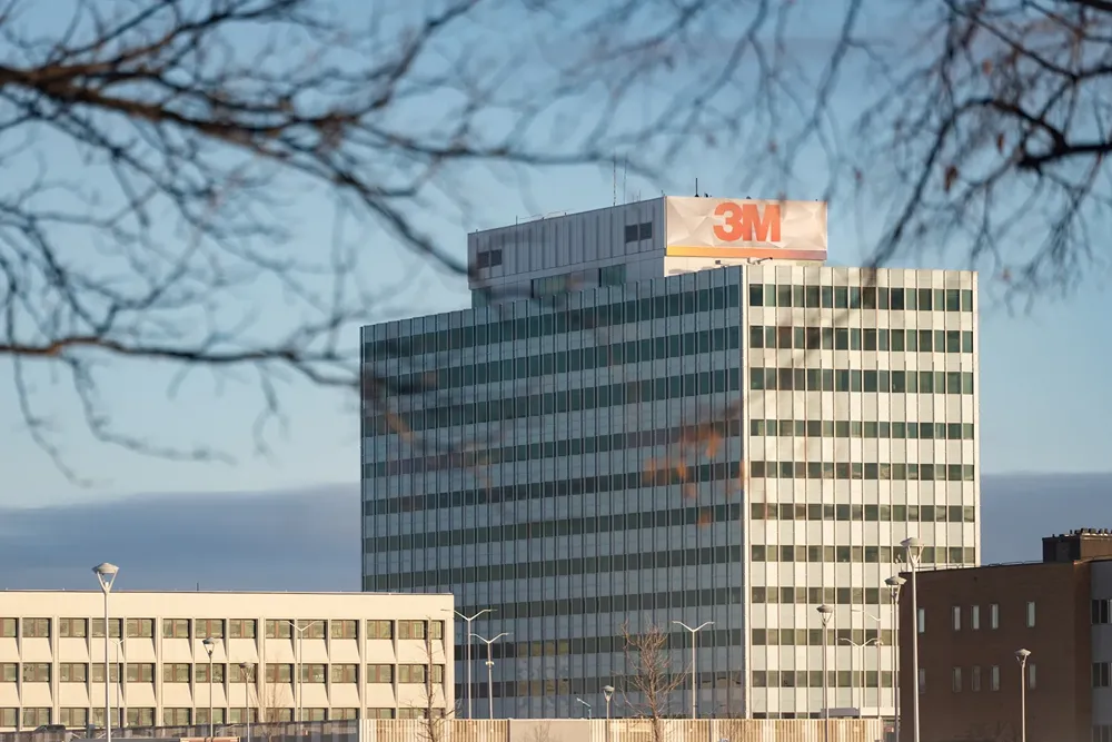 3M подтвердила прогноз на год на фоне макронеопределённости