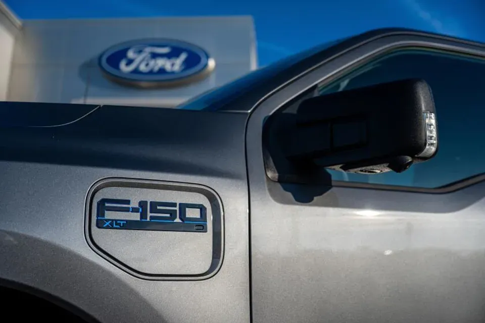 В чём суть иска Ford против юридической фирмы Quill & Arrow