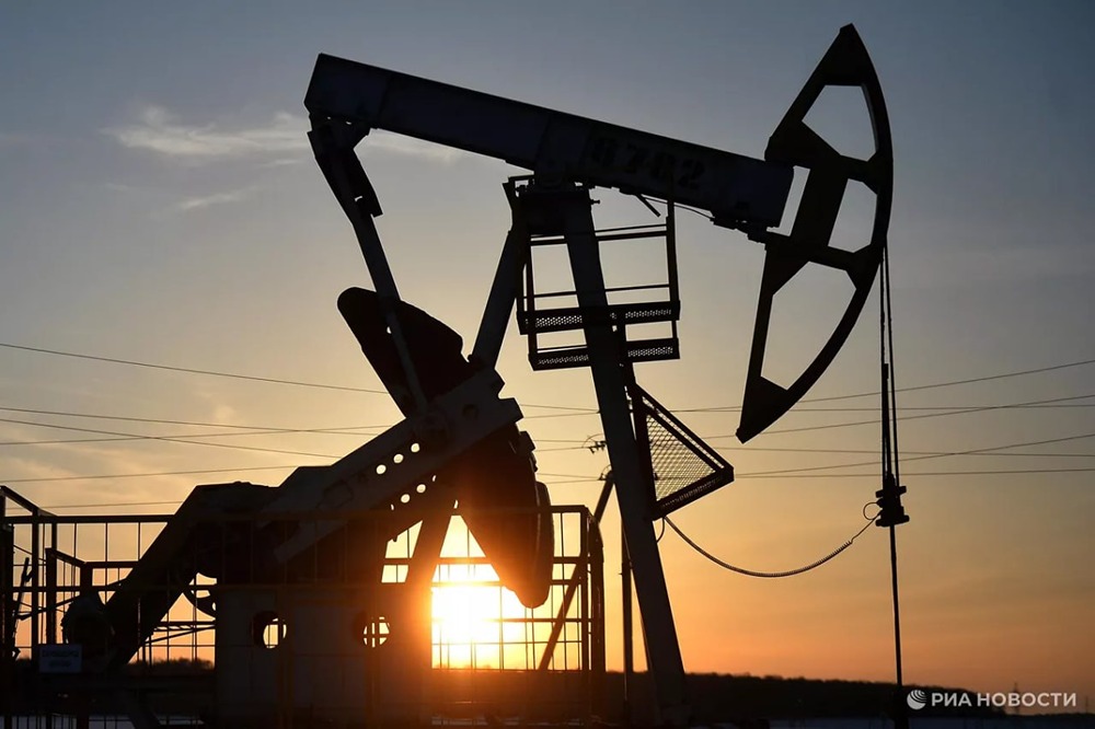 Что происходит с ценой на Brent и как это связано с переговорами США и Ирана