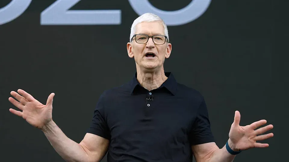 Тим Кук предупредил о неизбежном повышении цен на продукцию Apple из‑за дефицита чипов памяти